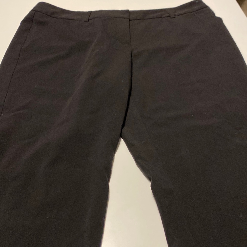 Daisy Fuentes Capri pant size 16